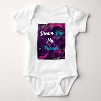 Dream Big My Friends Frauen tragen T - Shirt
