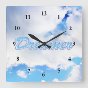 Dreamer Puffy weiße Wolken und Blue Sky Quadratische Wanduhr