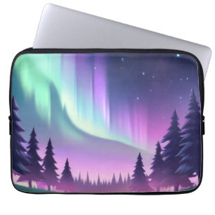 Dreamy Aurora Night: Lila Wald und grünes Licht Laptopschutzhülle