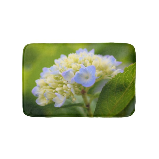 Dreamy Blue Hydrangea Blume Badematte (Vorderseite)