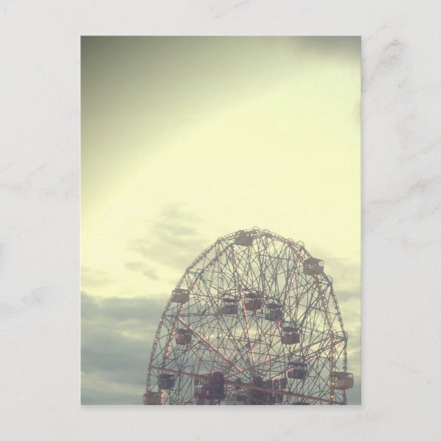 Dreamy Carnival Ferris Wheel Postkarte (Vorderseite)