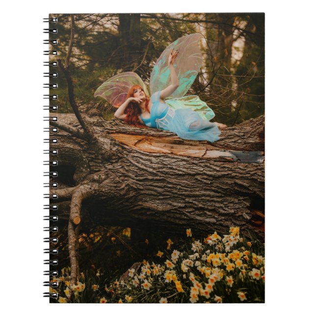 Dreamy Fairy on Fallen Tree - Notebook Notizblock (Vorderseite)