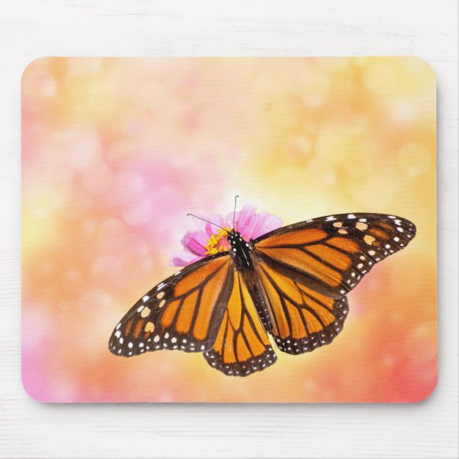 Dreamy Monarch Butterfly Mousepad (Vorne)
