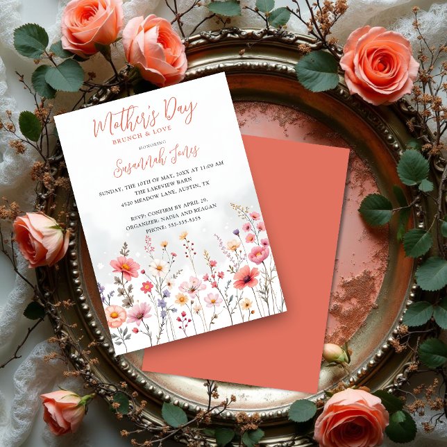 Dreamy Spring Mothers Day Wildflowers Floral Einladung (Dreamy Spring Wildflower Garden Floral Watercolor Effect Mother’s Day Brunch Invitation.)