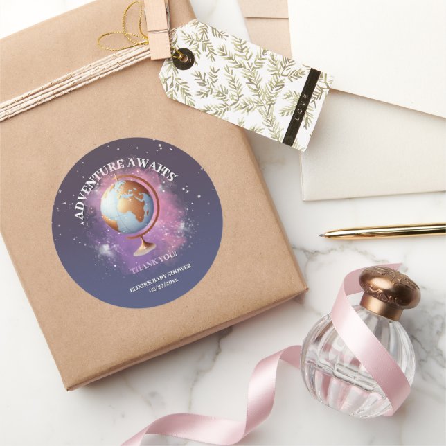 Dreamy Watercolor Adventure erwartet Baby Shower Runder Aufkleber (Schenken)