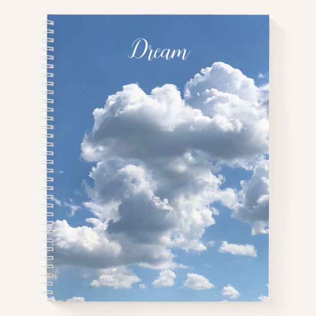 Dreamy White Clouds Foto Grosses SpiralNotebook Notizbuch (Vorderseite)