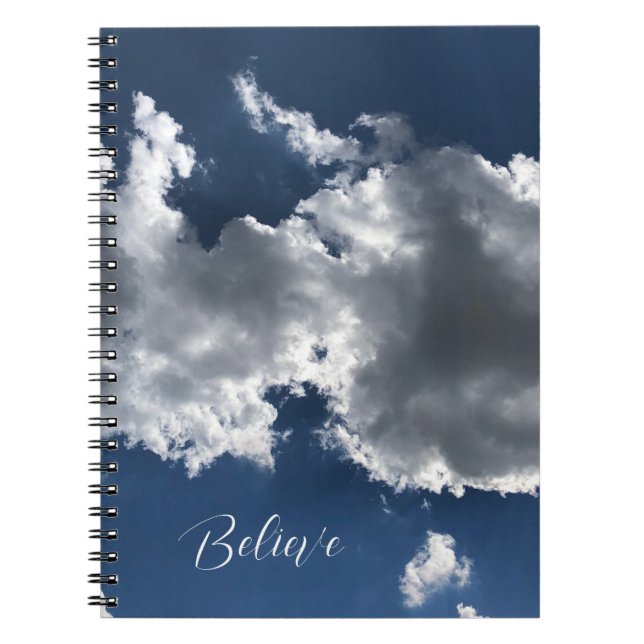 Dreamy White Clouds Foto Spiral Notebook Notizblock (Vorderseite)