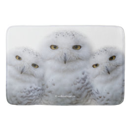 Dreamy Wisdom of Snowy Owls Badematte
