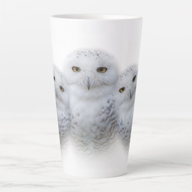 Dreamy Wisdom Snowy Owls Familie Milchtasse (Vorderseite)