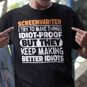 Drehbuchautor Ich versuche Dinge zu machen Lustige T-Shirt