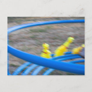 Drehende Gummihühner Postkarte