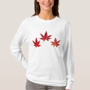 Drei abfallende rote Blätter T-Shirt