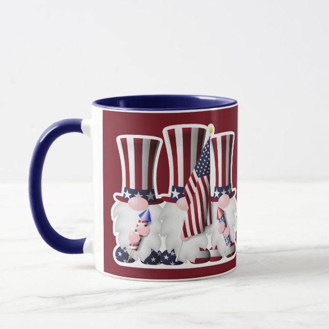 Drei amerikanische Patriotische Gnomes Tasse (Links)