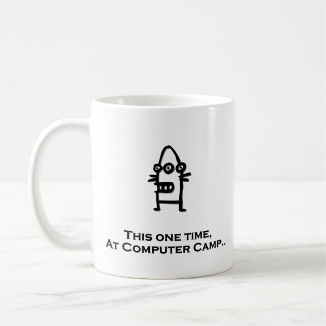 Drei Augen bohren dieses Mal im Computerlager Tasse (Links)