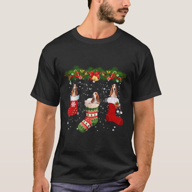 Drei Basset Hund in Socken Weihnachten Weihnachtsm T-Shirt (Vorderseite)