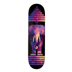 Drei geheuerte Elefantenkunst Skateboard