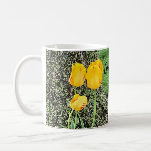 Drei gelbe Tulissen / Kaffeetasse (Links)