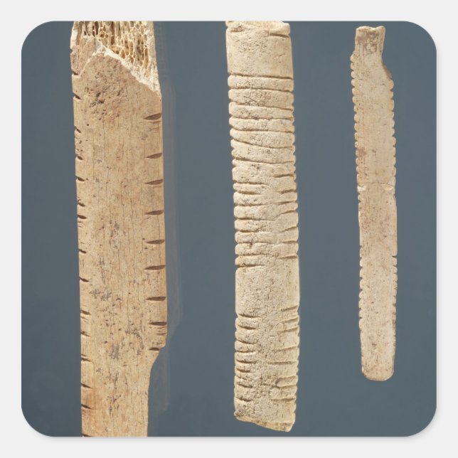 Drei geschmückte Knochen Quadratischer Aufkleber (Vorderseite)