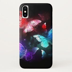 Drei glühende Schmetterlinge im Hintergrund Case-Mate iPhone Hülle