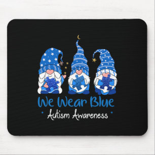 Drei Gnome, die das blaue Puzzle-Autismus-Bewussts Mousepad