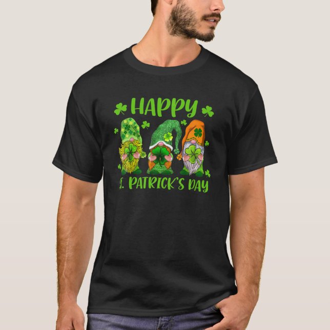 Drei Gnomes mit Kleeblatt Leprechaun Hat St Pa T-Shirt (Vorderseite)