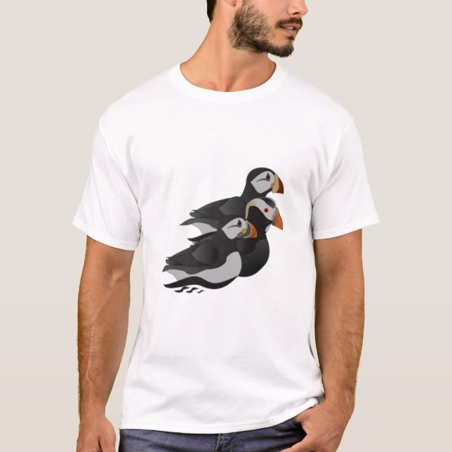 Drei hübsch gesellige Puffins Cartoon T-Shirt (Vorderseite)