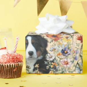 Drei Hunde in Wildblumen nahtlos Geschenkpapier