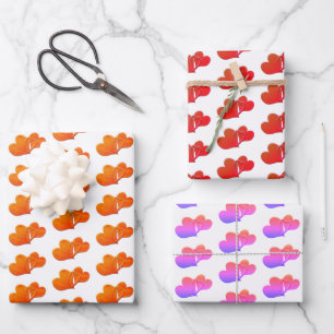 Drei miteinander verbundene Herzmuster über Weiß Geschenkpapier Set