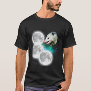 Drei Monate Opossum Weiblich gekurbelt Meme Possum T-Shirt