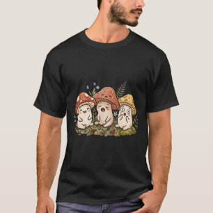 Drei niedliche Cartoon-Pilze mit lustigen Gesichte T-Shirt