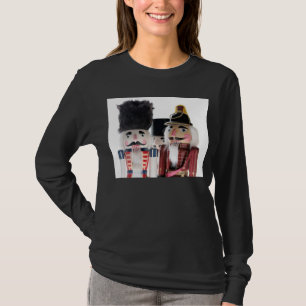 drei Nussknacker Bella Hoodie T-Shirt