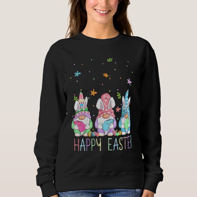 Drei Ostergnomen mit Ostereier-Jagdkala Sweatshirt (Vorderseite)