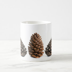 Drei pinecones tasse
