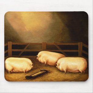 Drei Prize Schweine außerhalb eines Schweinestall Mousepad