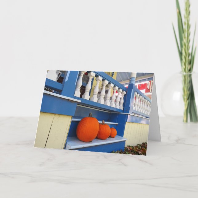 Drei Pumpkins auf einem Schritt - Martha's Vineyar Karte (Vorderseite)