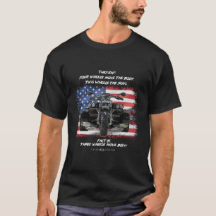 Drei Räder schlagen beide US-Flaggen T-Shirt