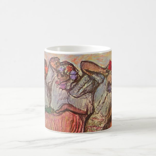 Drei russische Tänzer von Edgar Degas Kaffeetasse (Mittel)