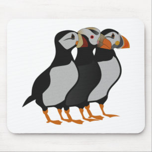 Drei schöne Puffin Stehender Cartoon Mousepad