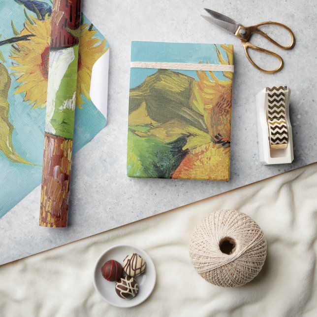 Drei Sonnenblumen in einer Vase von Vincent van Go Geschenkpapier (Kunsthandwerk)