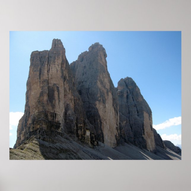 Drei Spitzen Poster (Vorne)