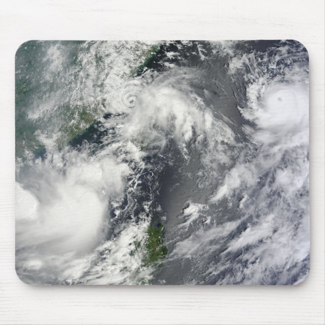 Drei starke Stürme Mousepad (Vorne)