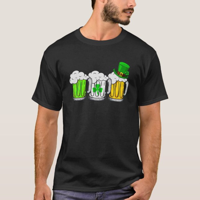 Drei Tasse Bier Irish Flag St Patricks Day Men Wom T-Shirt (Vorderseite)