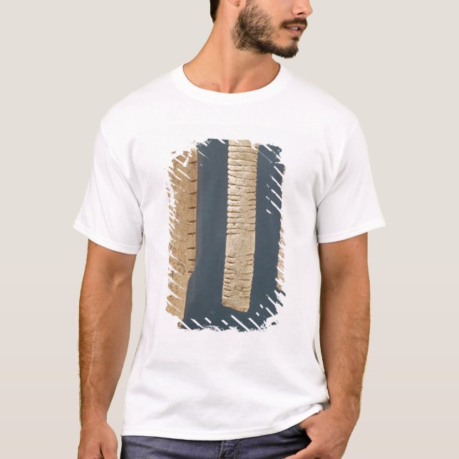 Drei verzierten Knochen T-Shirt (Vorderseite)