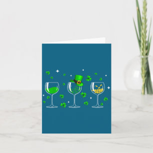 Drei Weingläser Kleeblatt Shamrock St. Patrick Tag Karte