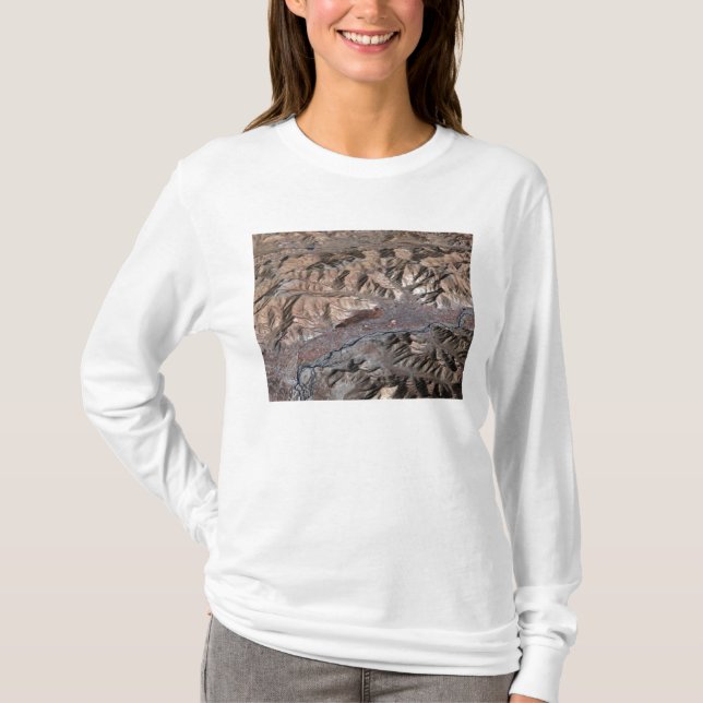Dreidimensionale Sicht der Landschaft T-Shirt (Vorderseite)