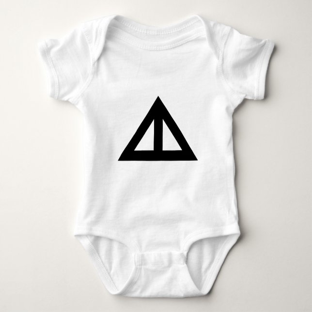Dreieckbogen Baby Strampler (Vorderseite)