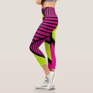 Dreiecksstreifen in Kalkgrün, Hot Pink und Schwarz Capri Leggings