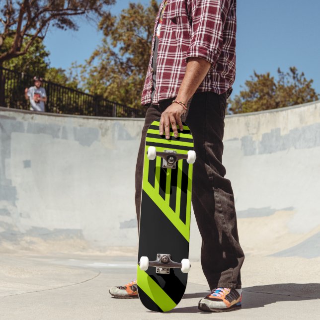 Dreiecksstreifen - Kalkgrün Skateboard (Außenbereich 2)