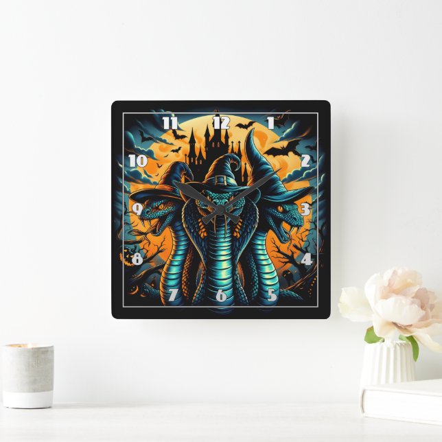 Dreiköpfige Schlangen in einem unheimlichen Hallow Quadratische Wanduhr (Zuhause)