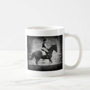 Dressur in Schwarz und Weiß Tasse